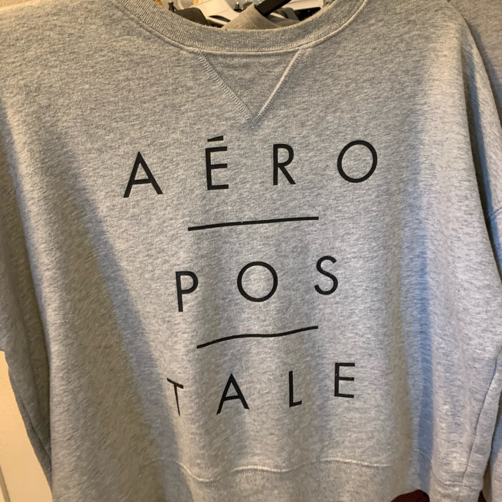 Aeropostale Gray Cropped Crew Sweatshirt